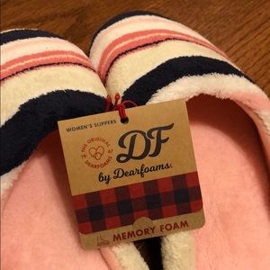Dearfoams Women's Slippers